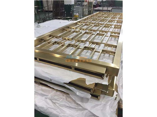 廣州堡峰不銹鋼制品 模具支撐下的不銹鋼屏風(fēng)藝術(shù)
